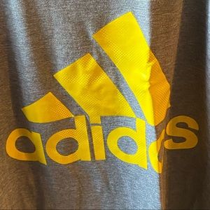 Adidas tshirt
